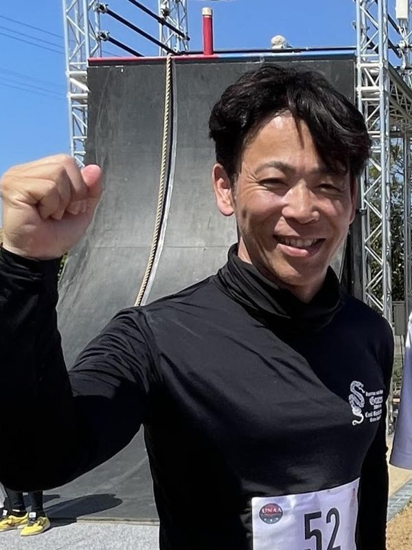 Yoshitomo Higashi